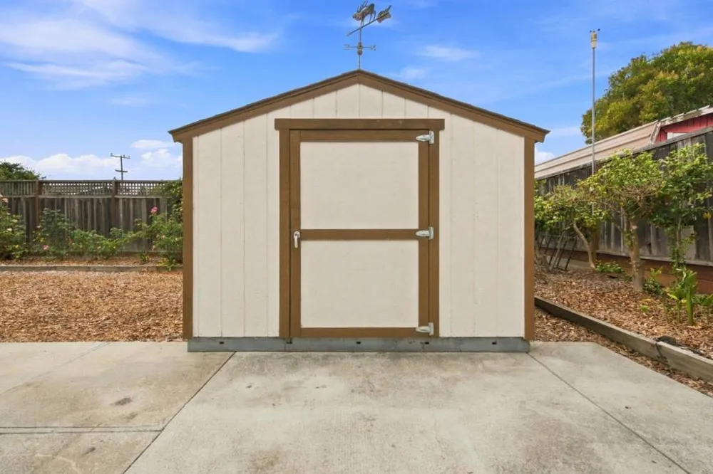 121 Corinne Avenue Santa Cruz, CA 95065