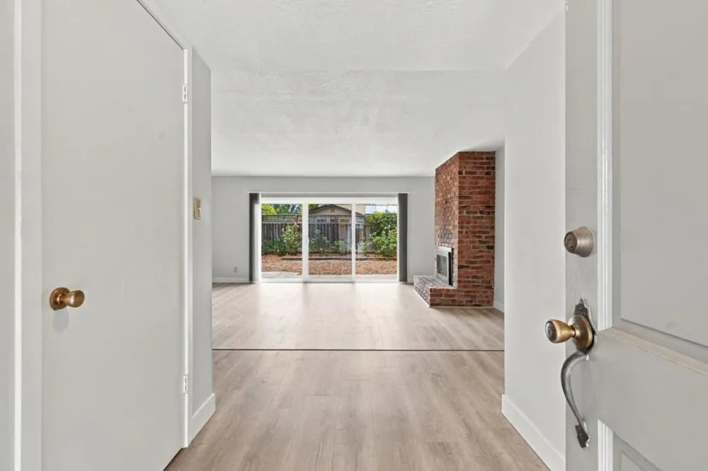 121 Corinne Avenue Santa Cruz, CA 95065