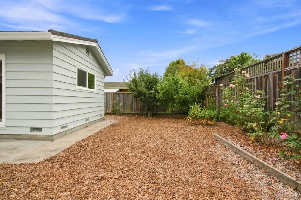 121 Corinne Avenue Santa Cruz, CA 95065