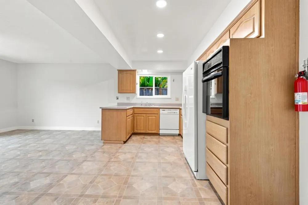 121 Corinne Avenue Santa Cruz, CA 95065