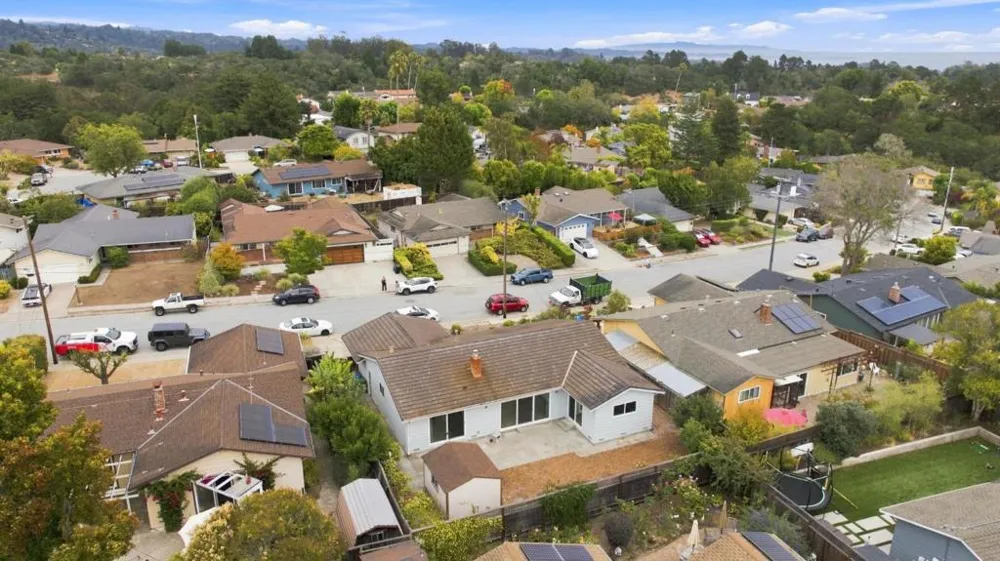 121 Corinne Avenue Santa Cruz, CA 95065