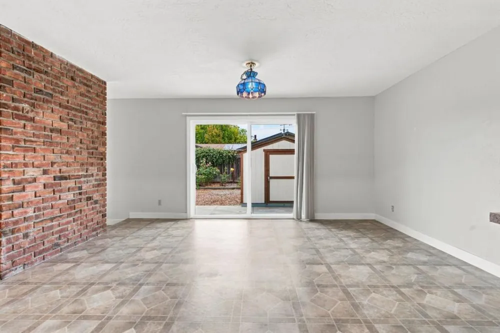 121 Corinne Avenue Santa Cruz, CA 95065