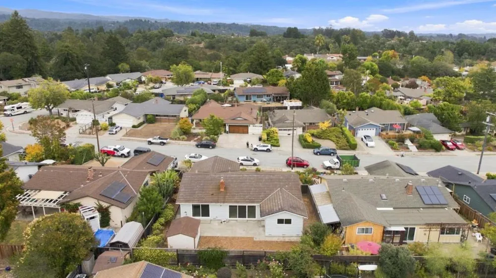 121 Corinne Avenue Santa Cruz, CA 95065