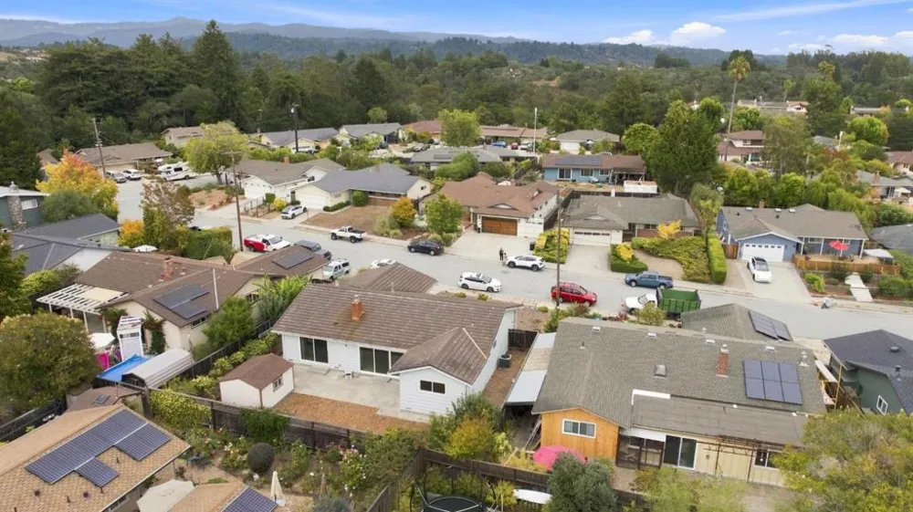 121 Corinne Avenue Santa Cruz, CA 95065