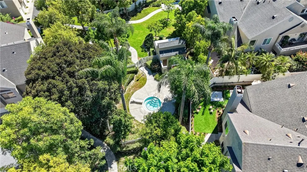 12 Ashwood Aliso Viejo, CA 92656