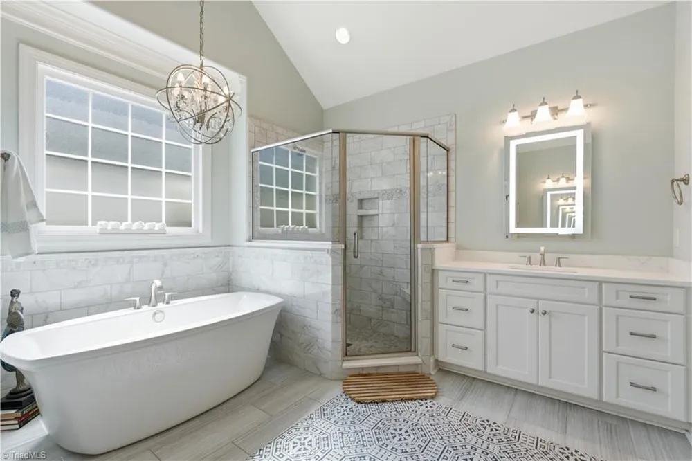 4803 Hampton Oak Court Clemmons, NC 27012
