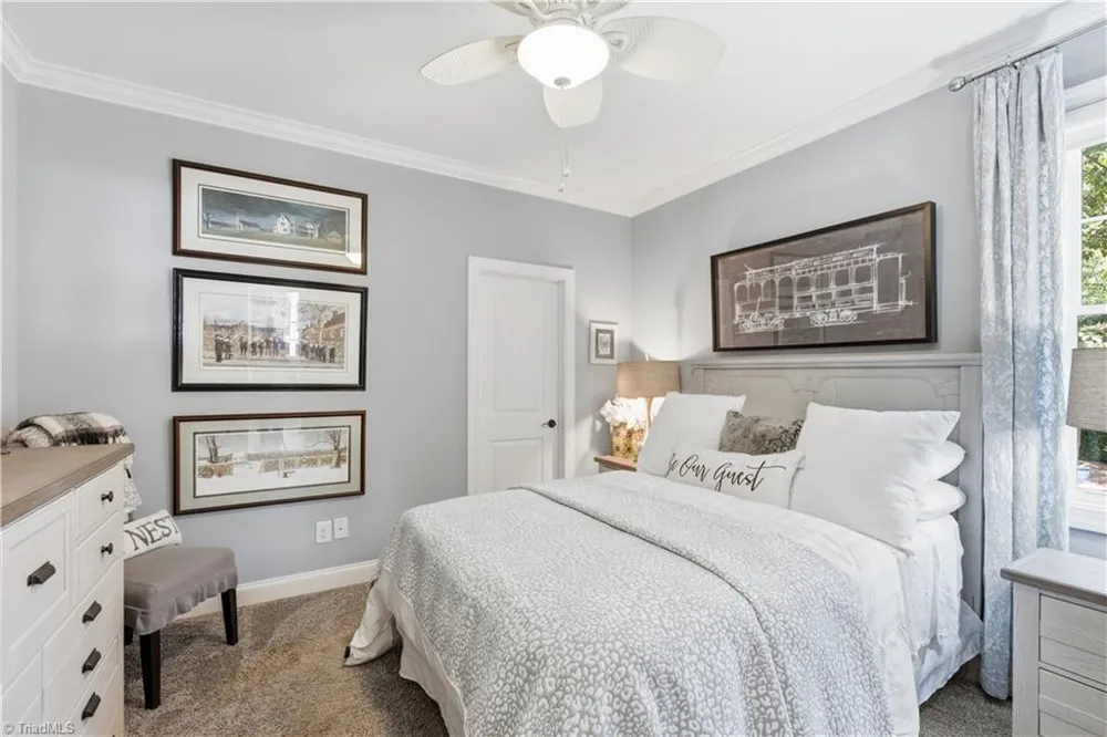 4803 Hampton Oak Court Clemmons, NC 27012
