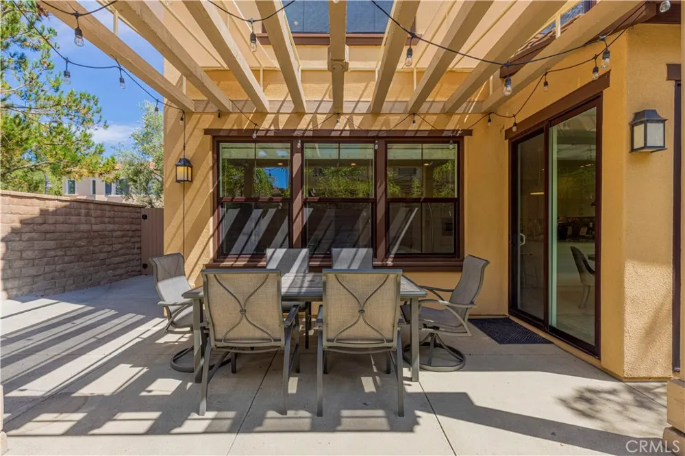 259 Rodeo Irvine, CA 92602
