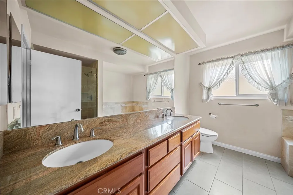 704 Crest Vista Drive Monterey Park, CA 91754