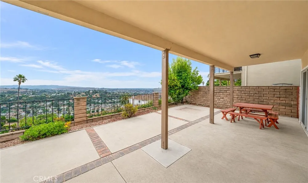 704 Crest Vista Drive Monterey Park, CA 91754