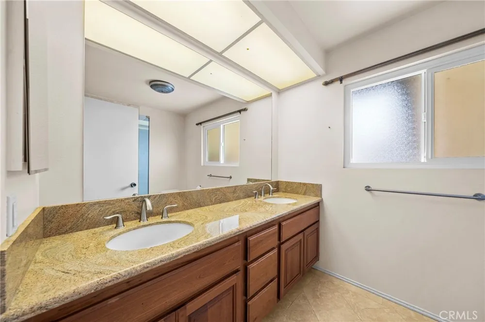 704 Crest Vista Drive Monterey Park, CA 91754