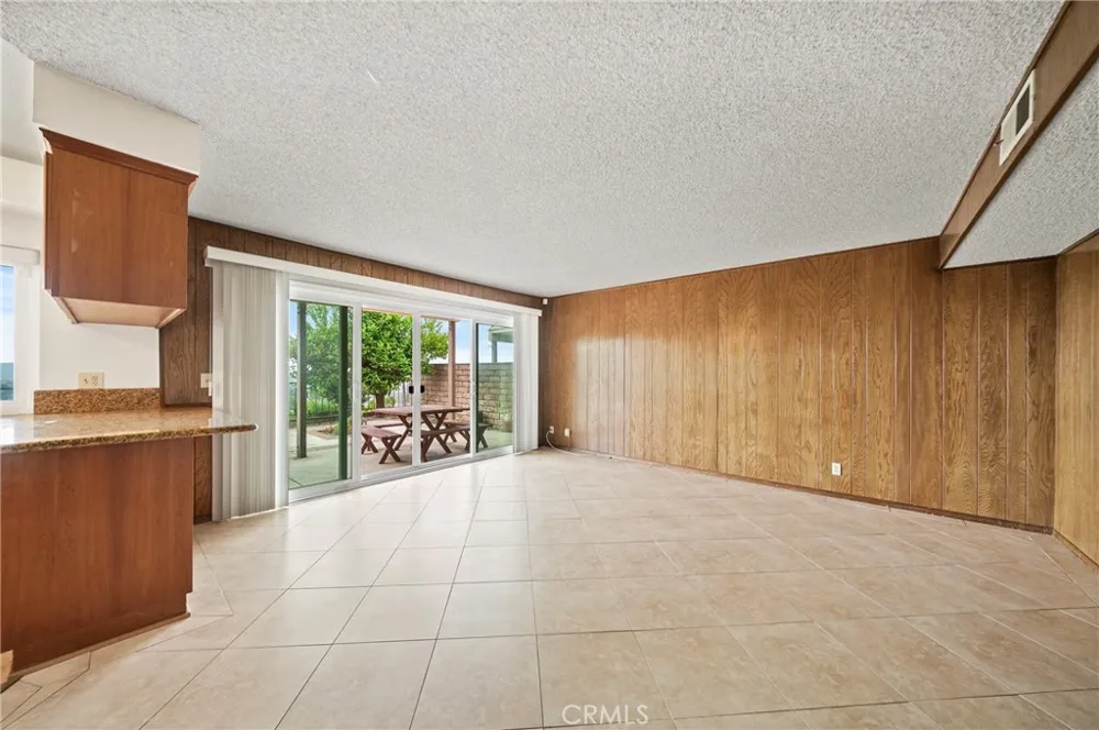 704 Crest Vista Drive Monterey Park, CA 91754