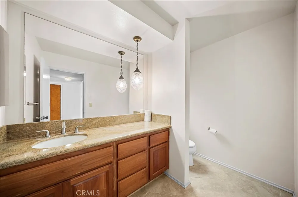 704 Crest Vista Drive Monterey Park, CA 91754