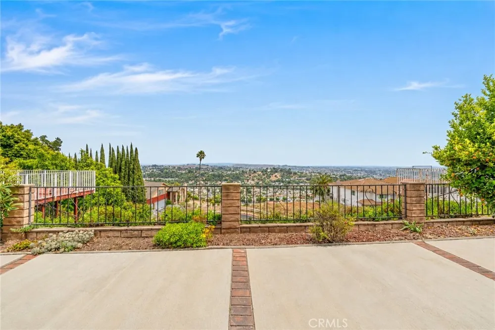 704 Crest Vista Drive Monterey Park, CA 91754