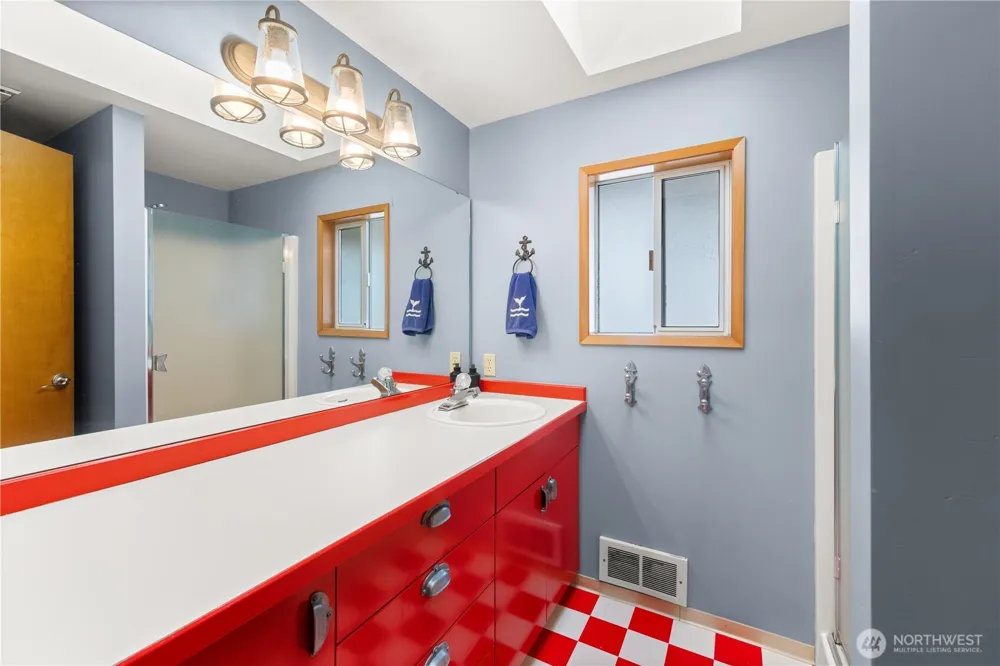 3030 Mission Beach Road Tulalip, WA 98271