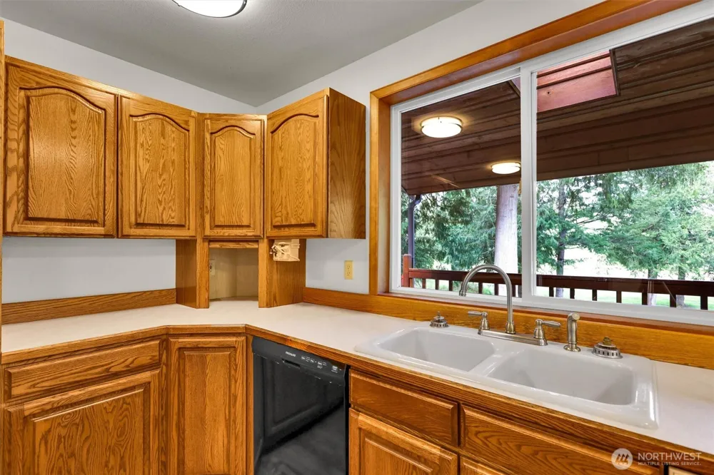 22926 276th Avenue SE Maple Valley, WA 98038