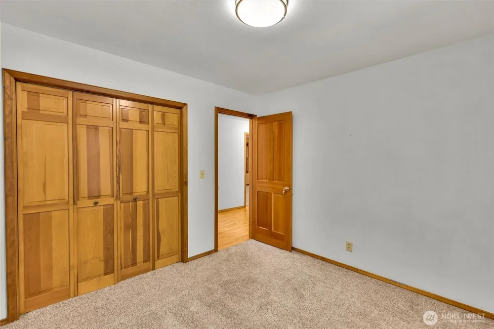 22926 276th Avenue SE Maple Valley, WA 98038