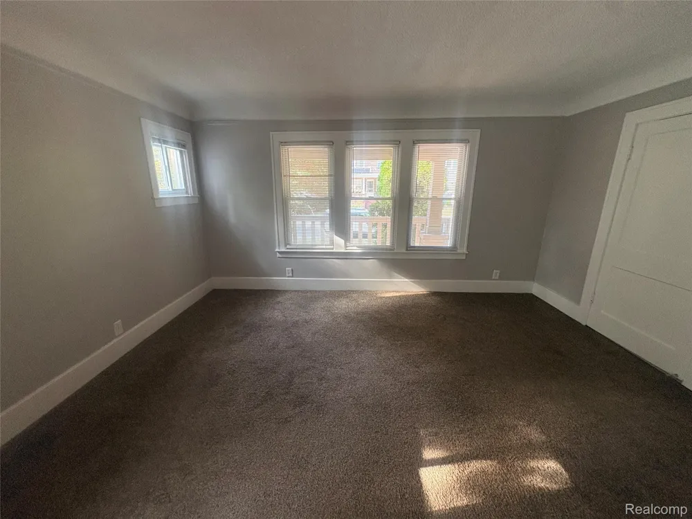 436 E Cambourne Street Ferndale City, MI 48220