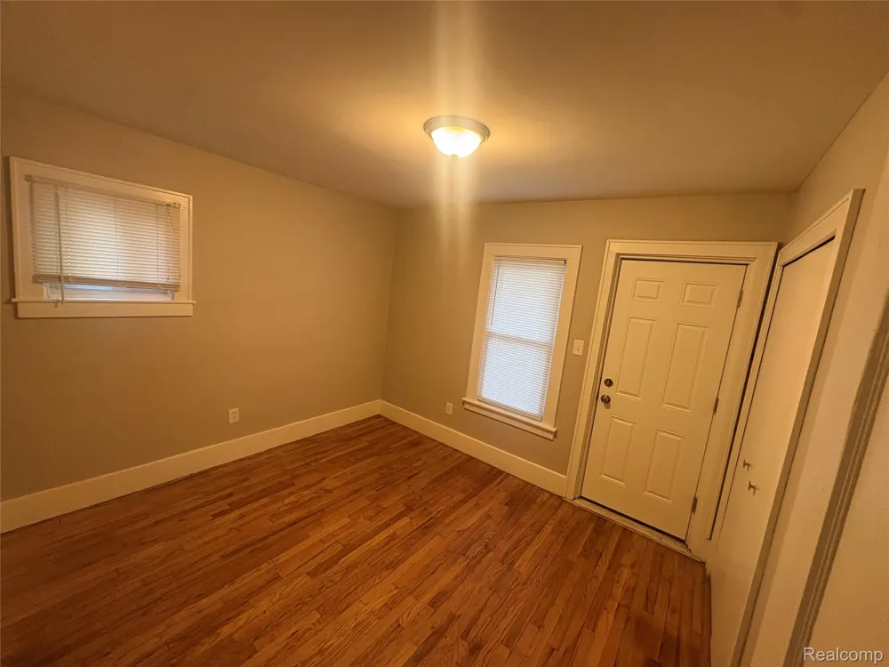 436 E Cambourne Street Ferndale City, MI 48220