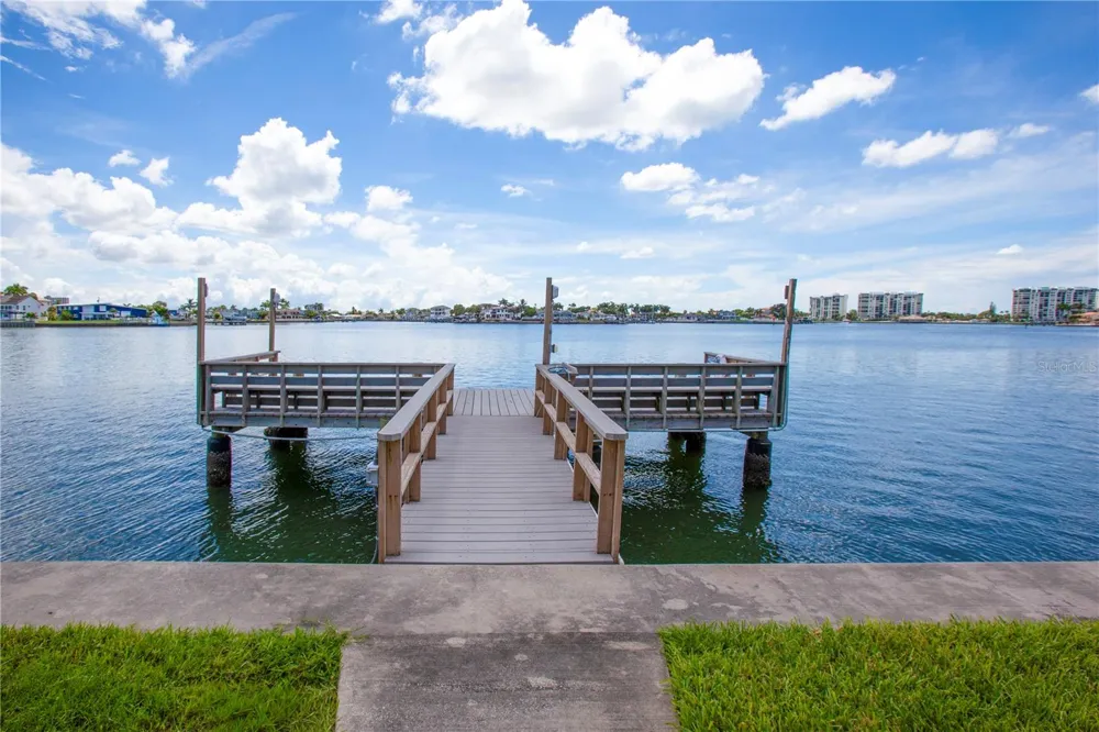 506 SANDY HOOK ROAD #506 Treasure Island, FL 33706