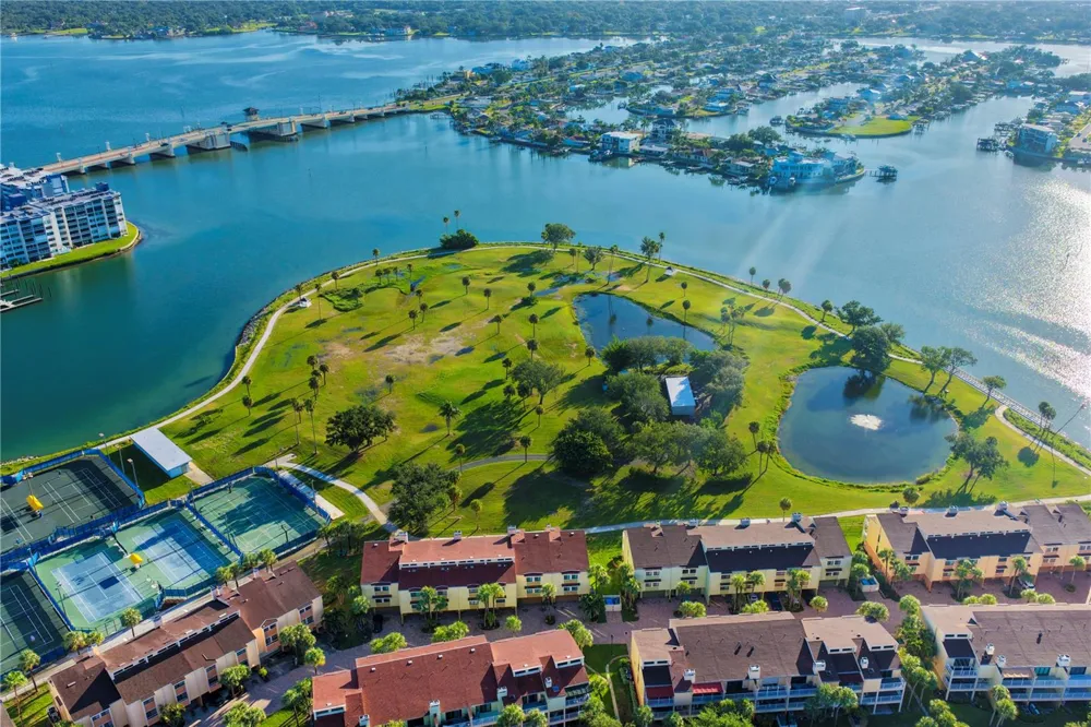 506 SANDY HOOK ROAD #506 Treasure Island, FL 33706