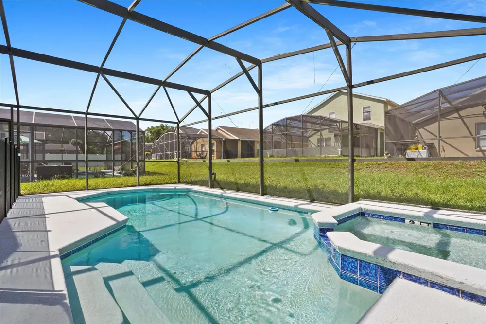 161 HAMMOCK COURT Davenport, FL 33896