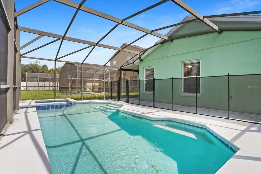 161 HAMMOCK COURT Davenport, FL 33896