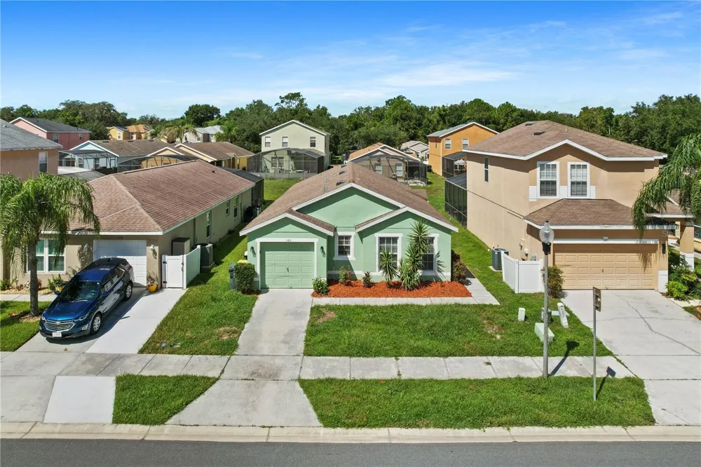 161 HAMMOCK COURT Davenport, FL 33896