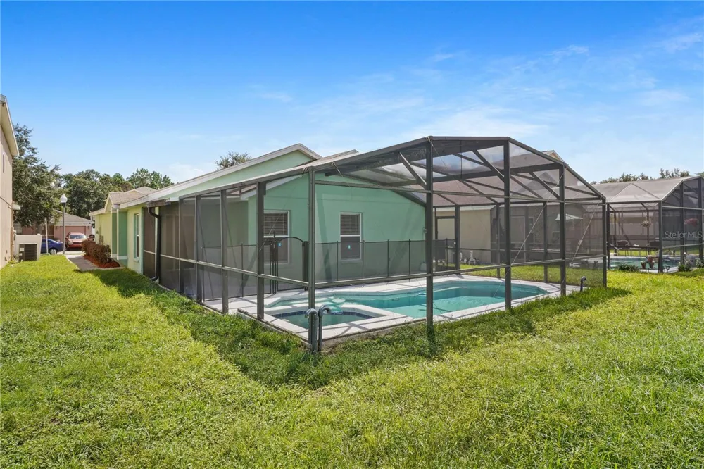 161 HAMMOCK COURT Davenport, FL 33896
