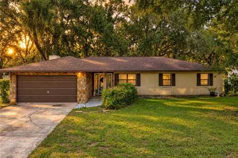 124 POINTE DRIVE