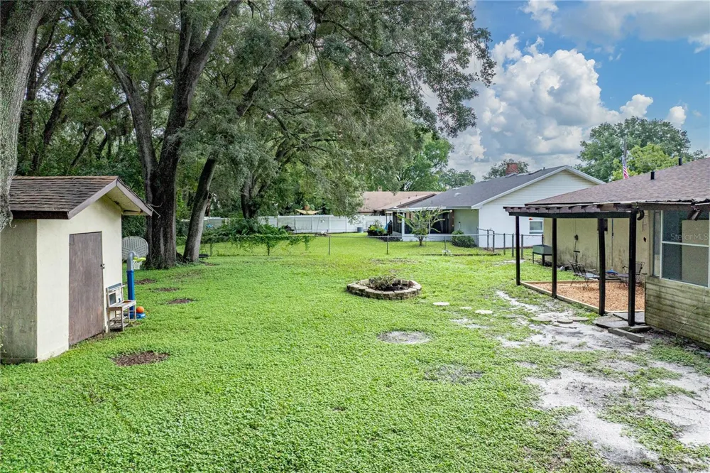 124 POINTE DRIVE Auburndale, FL 33823