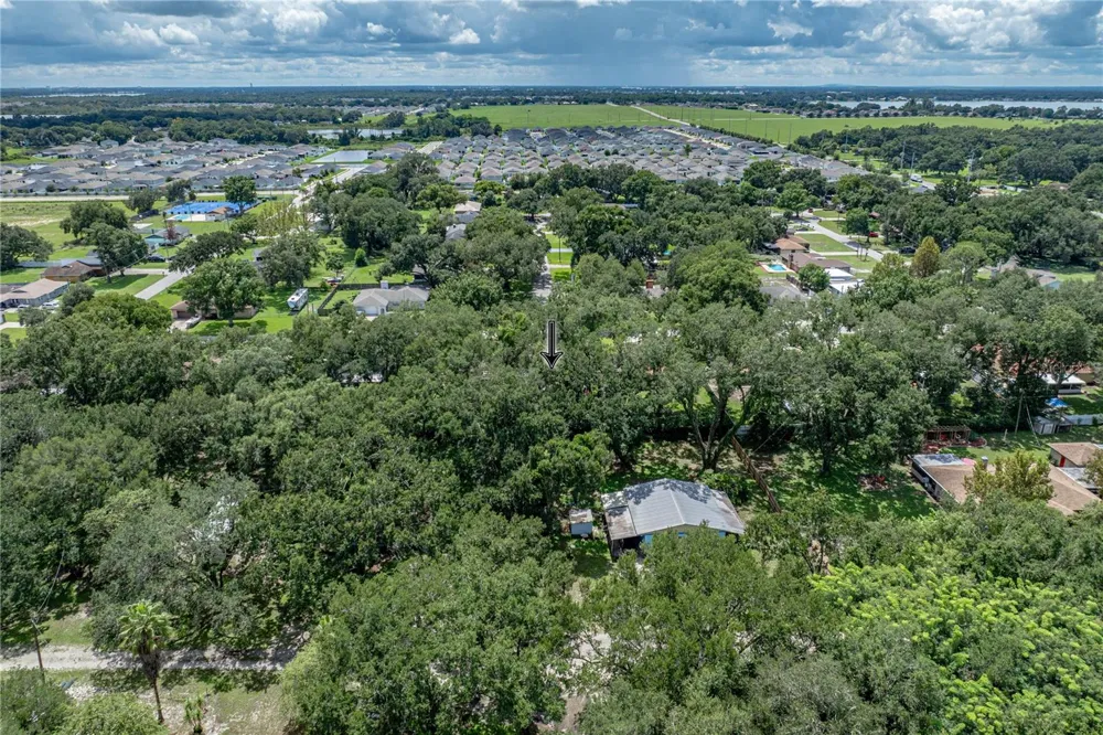 124 POINTE DRIVE Auburndale, FL 33823