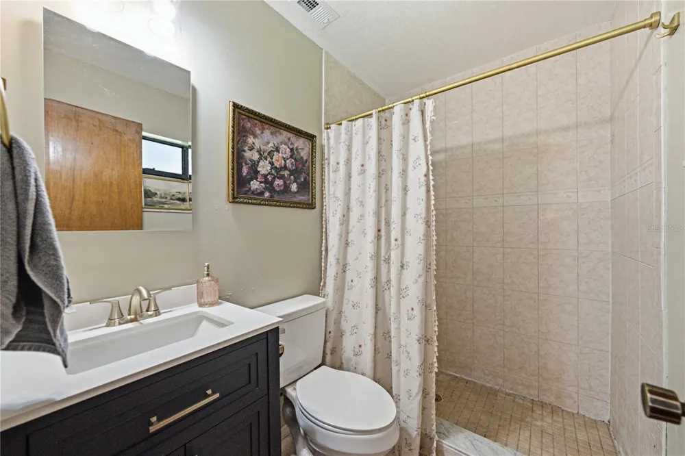 124 POINTE DRIVE Auburndale, FL 33823