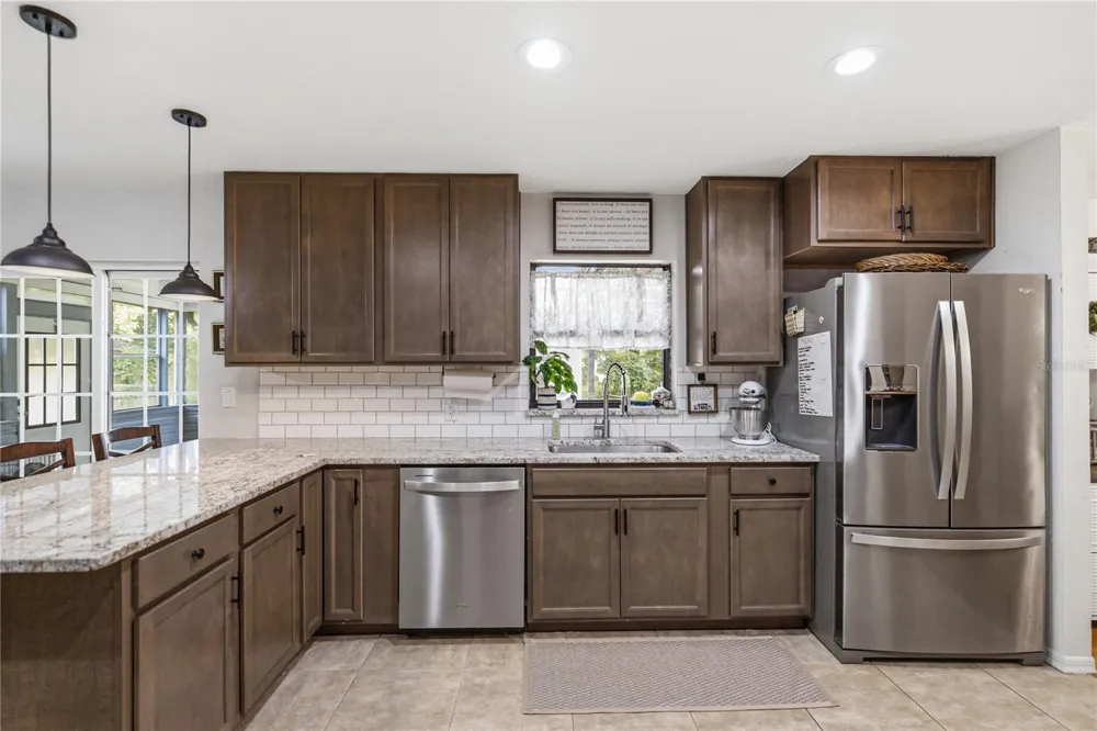 124 POINTE DRIVE Auburndale, FL 33823