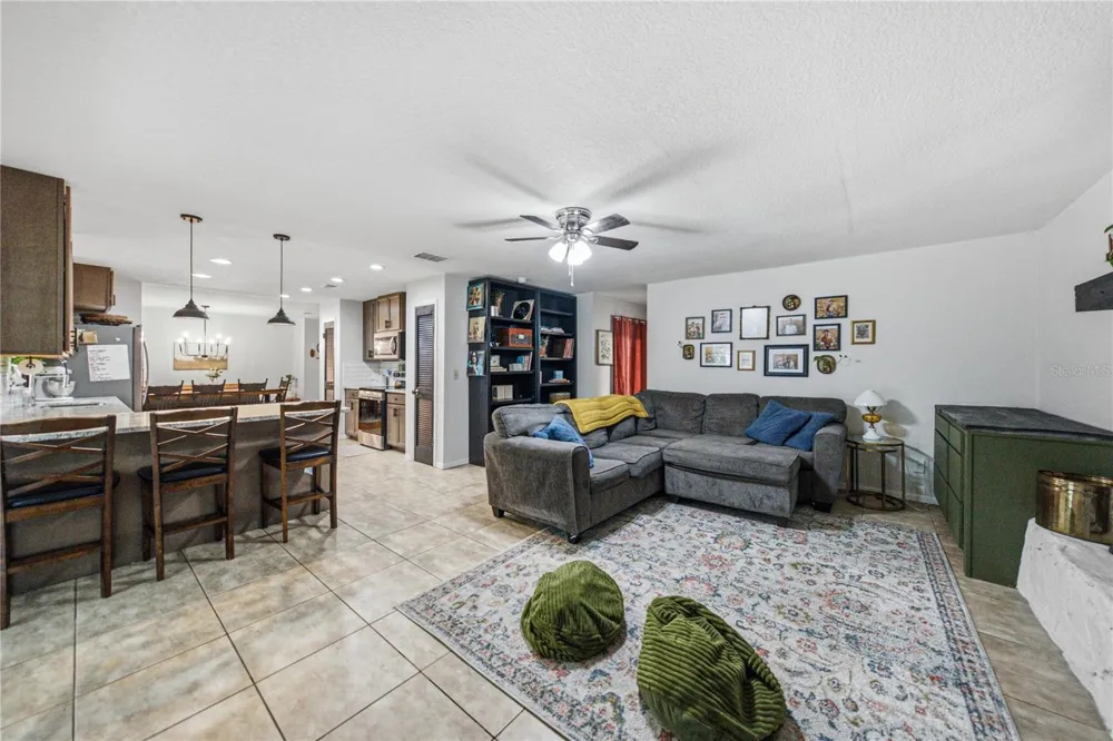124 POINTE DRIVE Auburndale, FL 33823