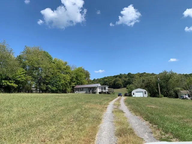 198 Pigeon Roost Rd Brush Creek, TN 38547