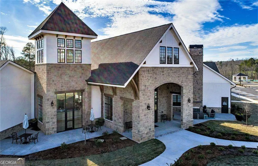 2436 Naples ST Hoschton, GA 30548