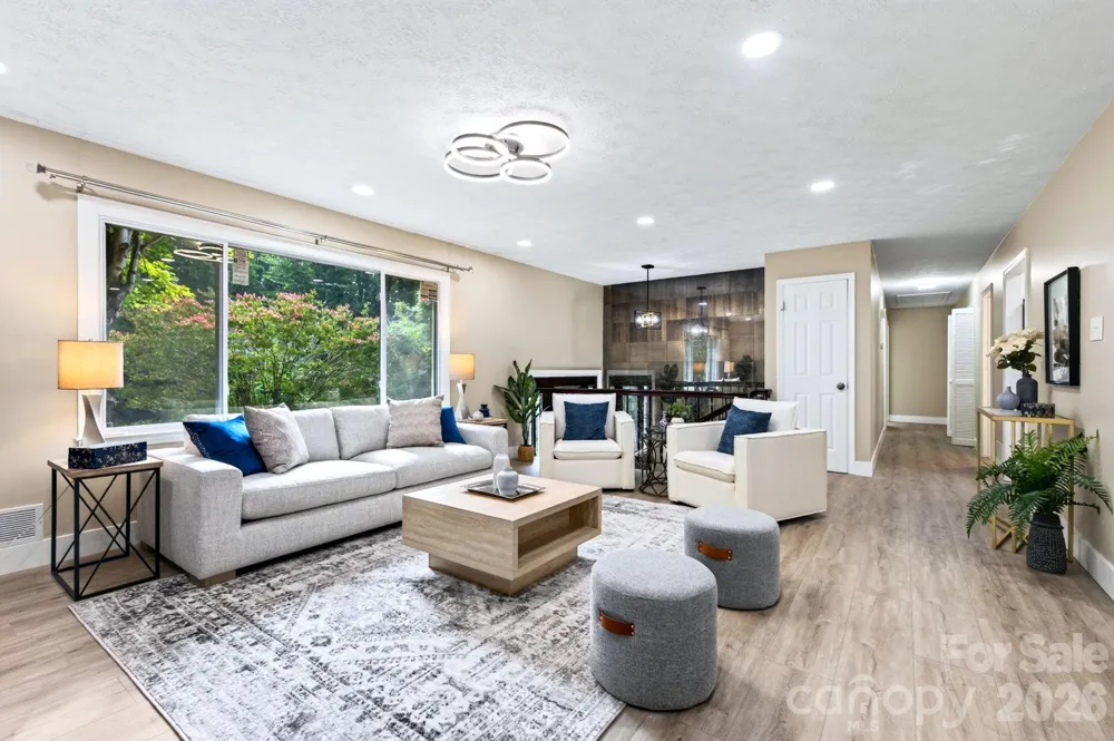 65 Beechwood Road Asheville, NC 28805