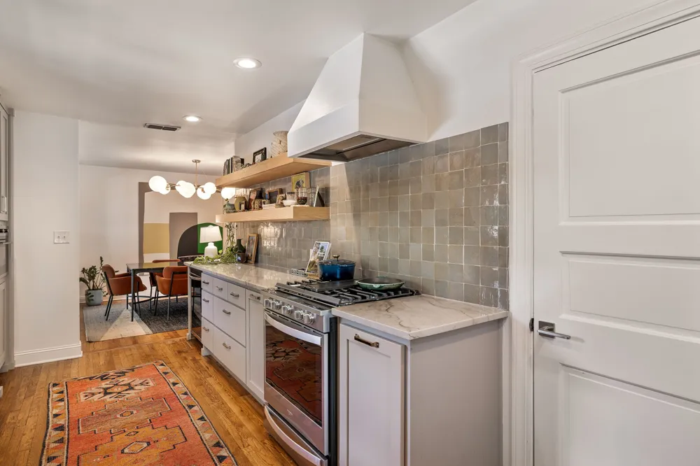 2304 Greenlee Drive Austin, TX 78703