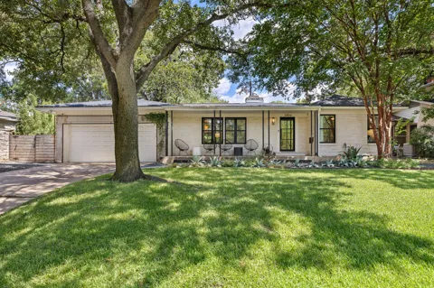 2304 Greenlee Drive