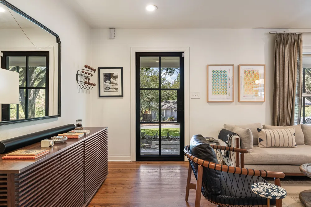 2304 Greenlee Drive Austin, TX 78703
