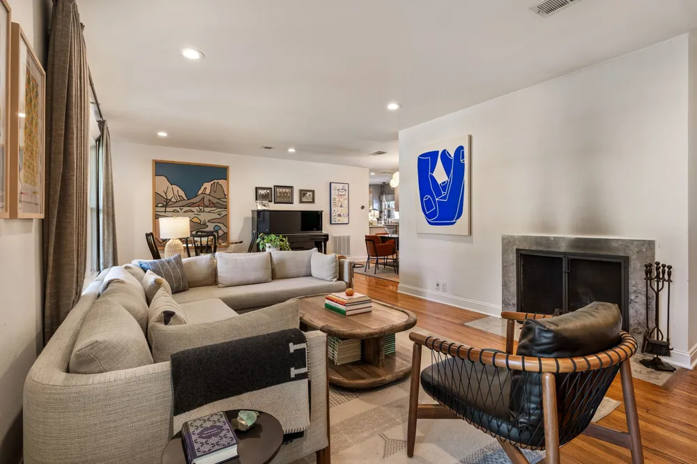 2304 Greenlee Drive Austin, TX 78703