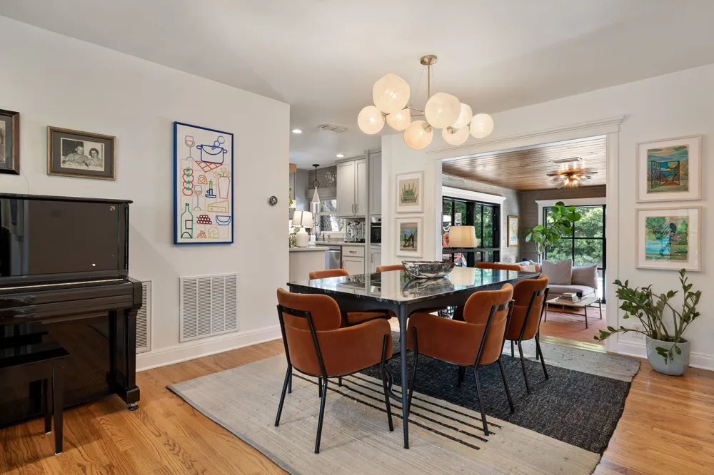 2304 Greenlee Drive Austin, TX 78703