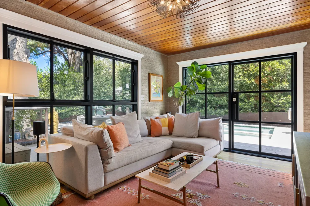 2304 Greenlee Drive Austin, TX 78703