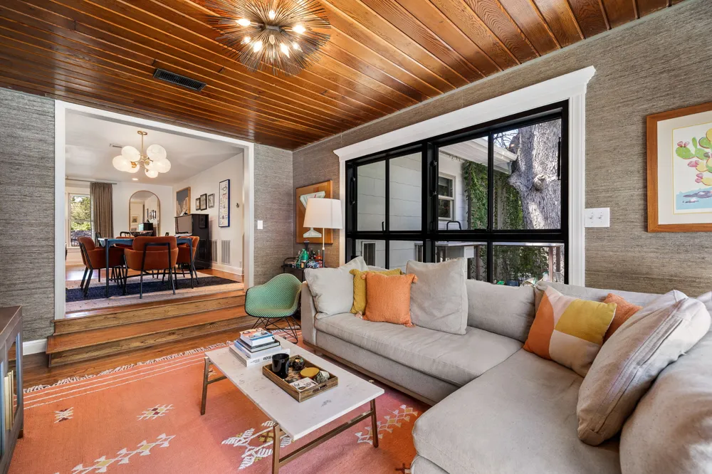 2304 Greenlee Drive Austin, TX 78703