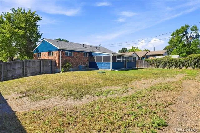 2095 E 113th Avenue Northglenn, CO 80233