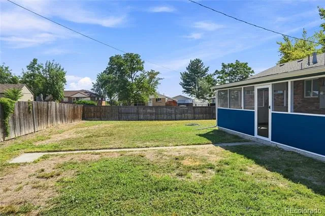 2095 E 113th Avenue Northglenn, CO 80233