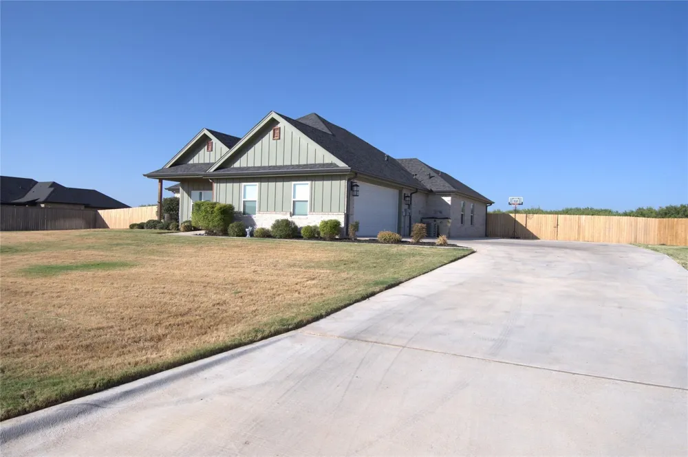 270 Latigo Trail Abilene, TX 79606