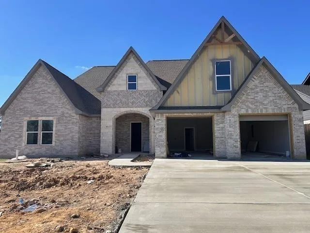 1325 Natashas Way Lumberton, TX 77657