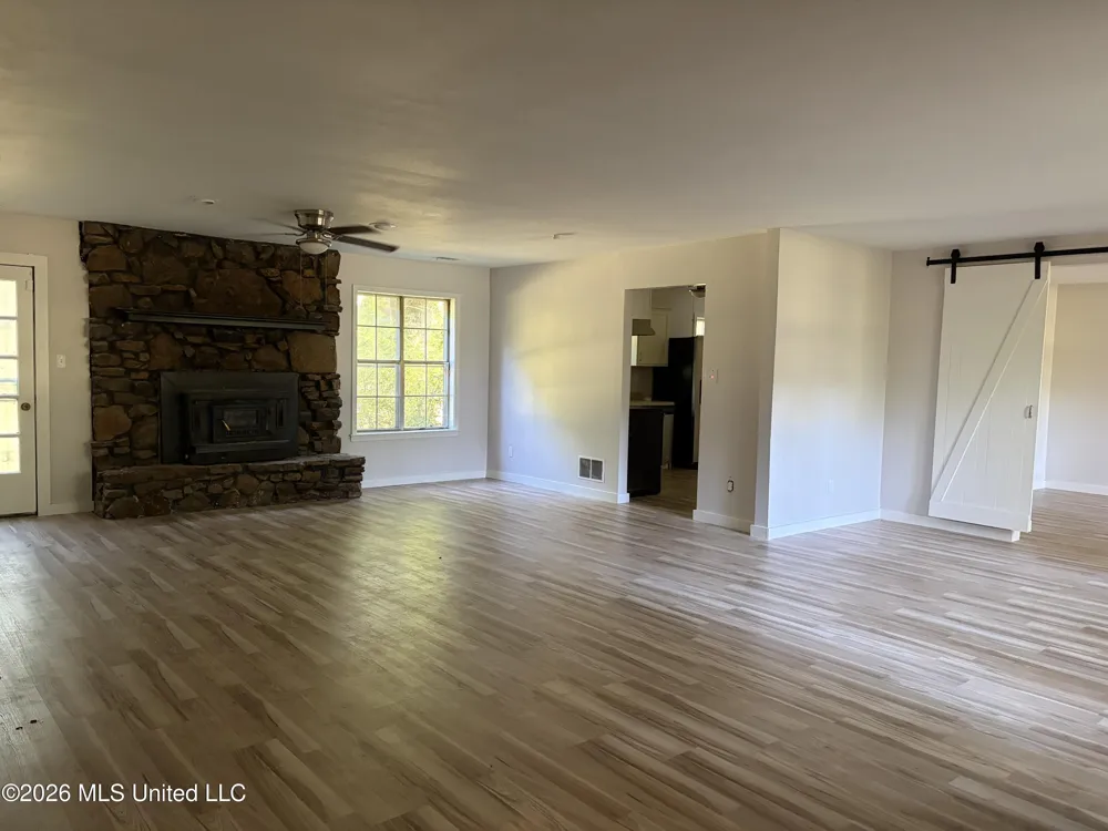 3630 Debbie Drive Olive Branch, MS 38654
